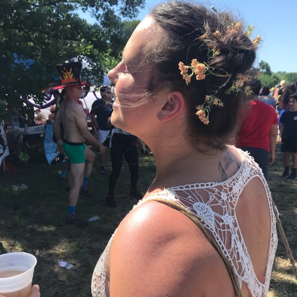 Meet the Posher - Picture 2 of 4